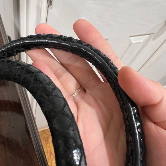 Michael Kors Handbag patent leather - Picture 6 of 7